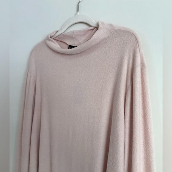 Bobeau Mock Neck Sweater Long Sleeve Ruffled Cuffs - Size 1X - NWT - Picture 5 of 12